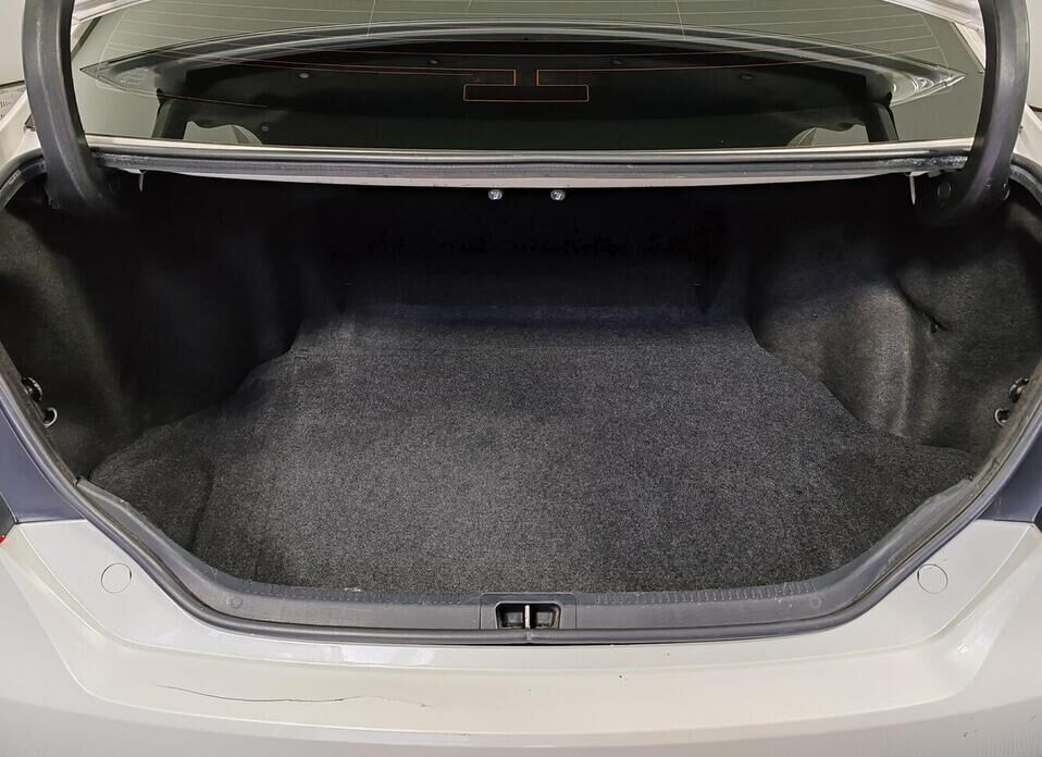 Toyota Camry, VII (XV50) Рестайлинг 2.0 AT (150 л.с.)