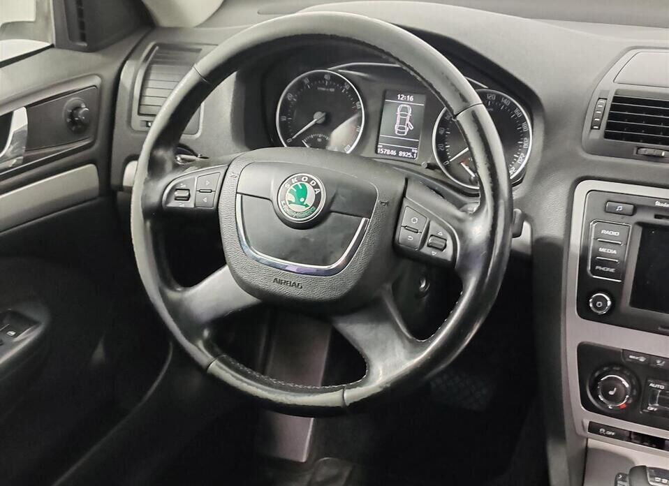 Skoda Octavia, II (A5) Рестайлинг 1.4 AMT (122 л.с.)