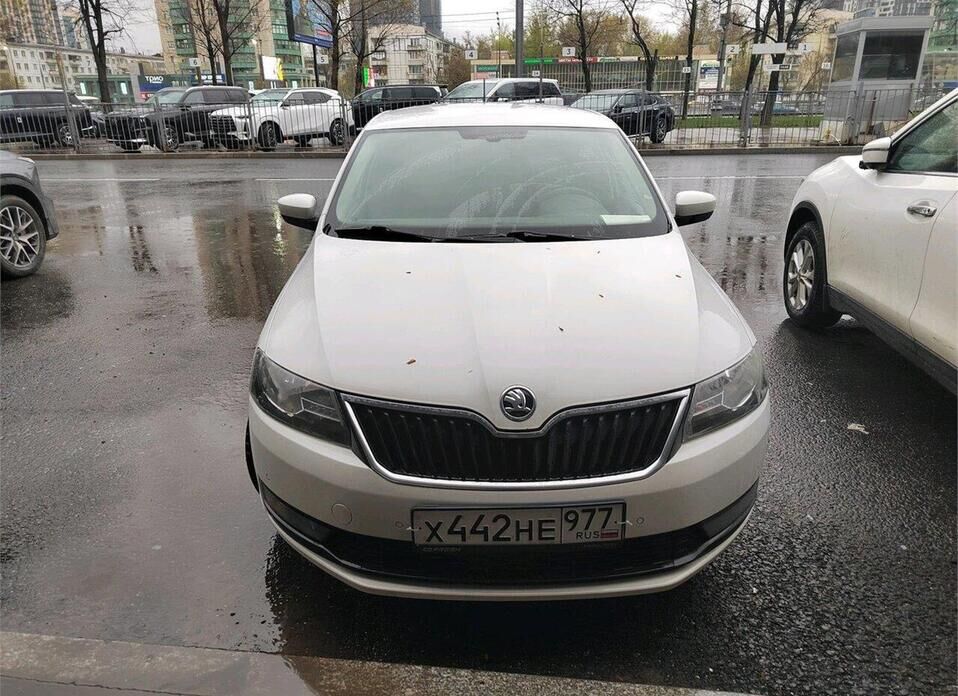 Skoda Rapid, I Рестайлинг 1.6 AT (110 л.с.)