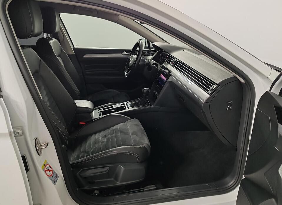 Volkswagen Passat, B8 Рестайлинг 1.4 AMT (150 л.с.)