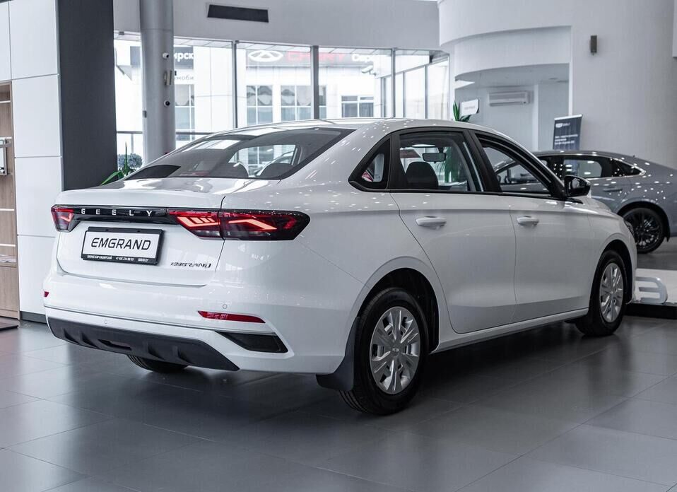 Geely Emgrand 1.5 AT (122 л.с.)