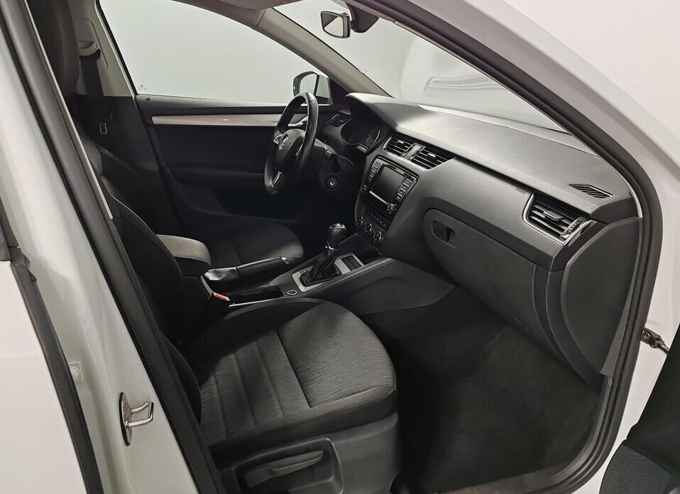 Skoda Octavia, III (A7) 1.4 AMT (150 л.с.)