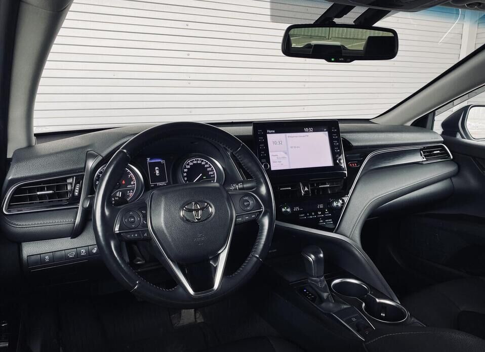 Toyota Camry, VIII (XV70) Рестайлинг 2.5 AT (200 л.с.)