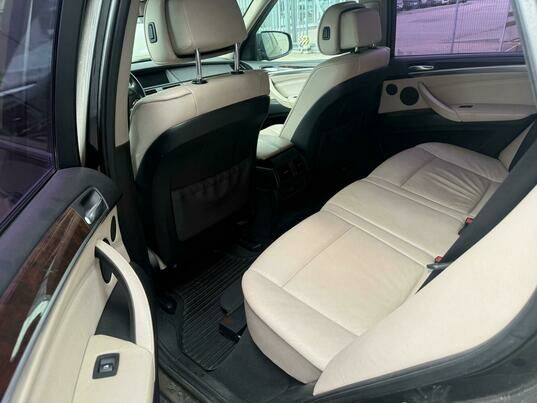 BMW X5, 2010 г., 286 774 км