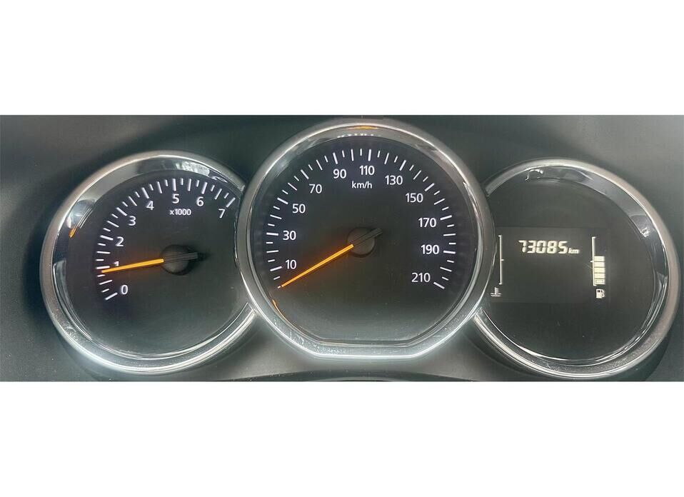 Renault Logan, II Рестайлинг 1.6 MT (82 л.с.)