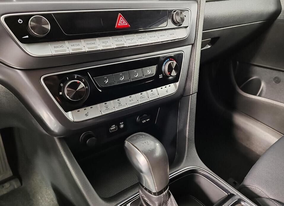Hyundai Sonata, VII (LF) Рестайлинг 2.0 AT (150 л.с.)
