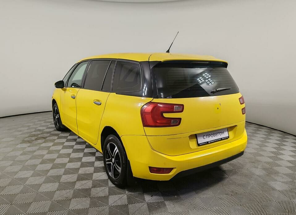 Citroen C4 Picasso 1.6 MT (120 л.с.)