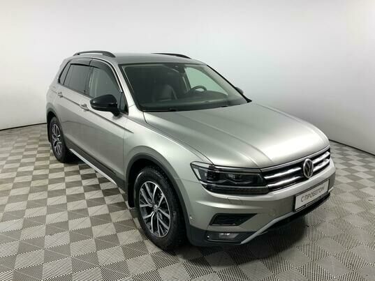 Volkswagen Tiguan, 2019 г., 67 918 км