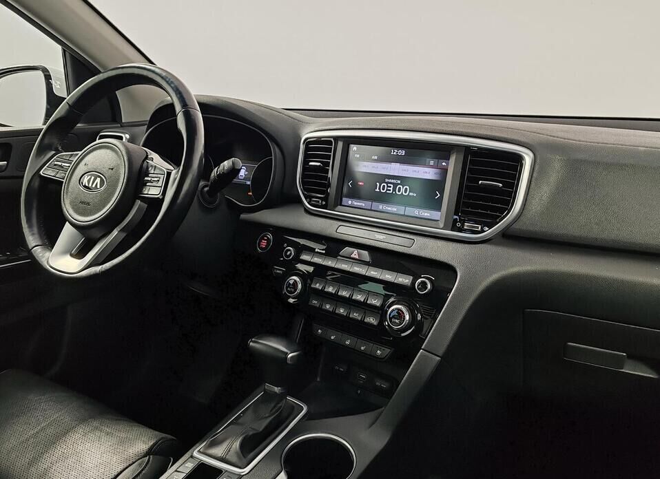 Kia Sportage, IV Рестайлинг 2.4 AT (184 л.с.) 4WD