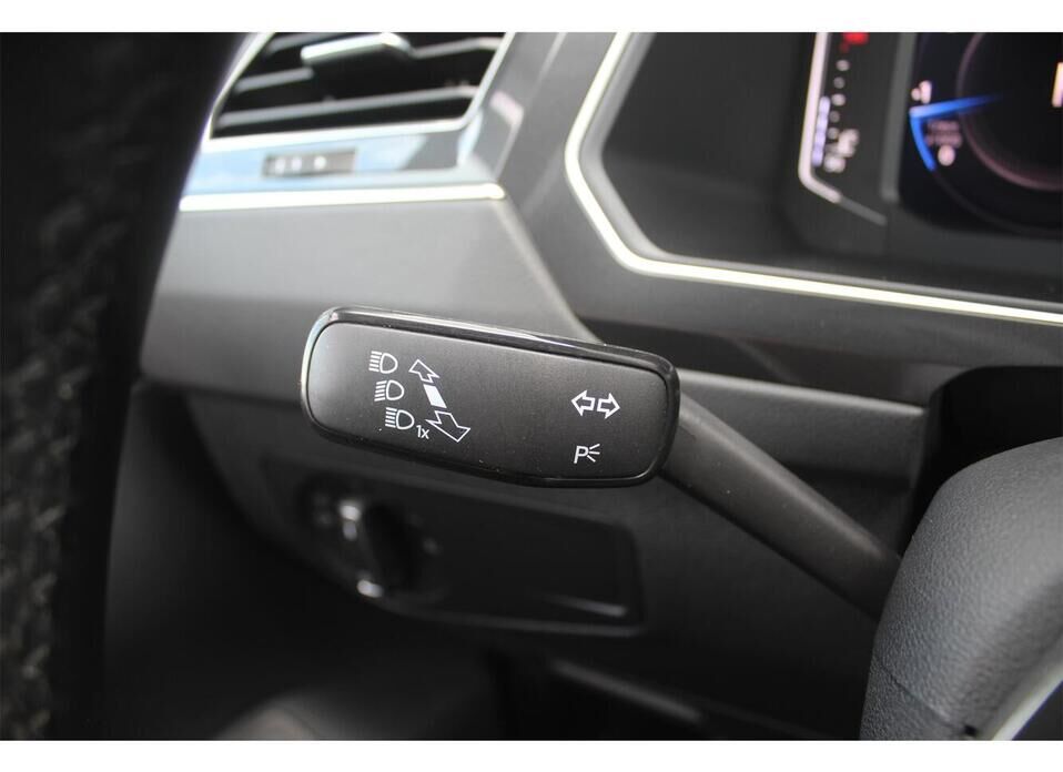Volkswagen Tiguan, II 1.4 AMT (150 л.с.) 4WD