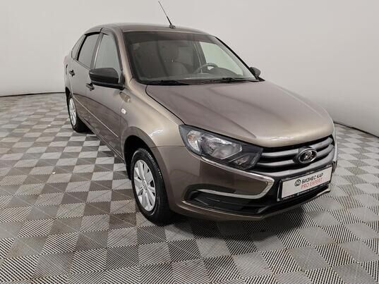 LADA (ВАЗ) Granta, 2018 г., 71 925 км