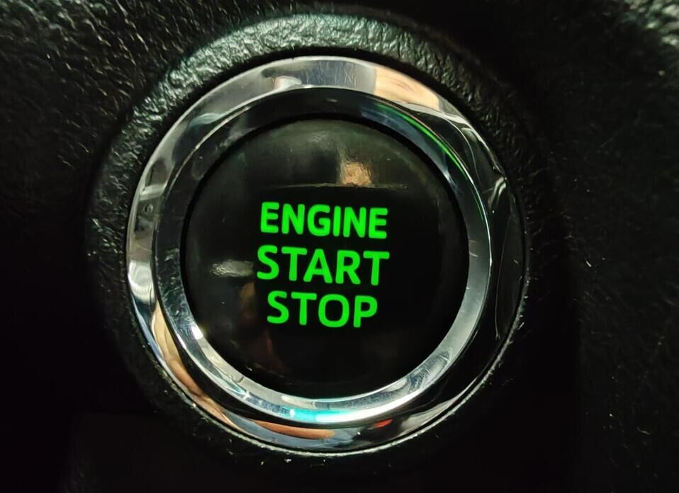 Toyota Camry, VII (XV50) 2.5 AT (181 л.с.)