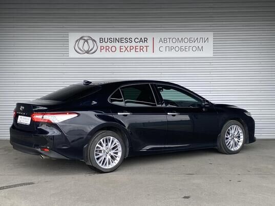 Toyota Camry, 2020&nbsp;г., 58&nbsp;452&nbsp;км