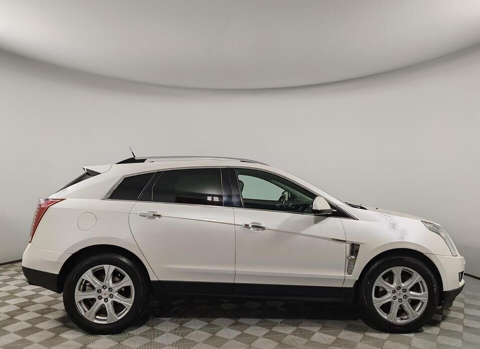 Cadillac SRX, II 3.0 AT (269 л.с.) 4WD