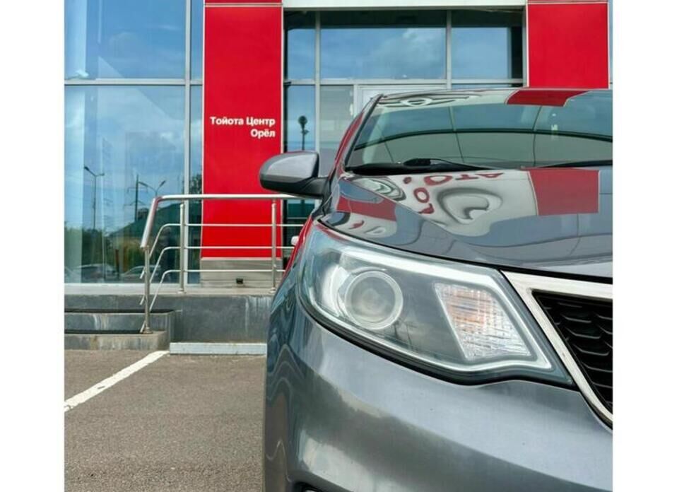Kia Rio, III Рестайлинг 1.6 MT (123 л.с.)