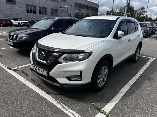 Nissan X-Trail, 2019 г., 175 997 км