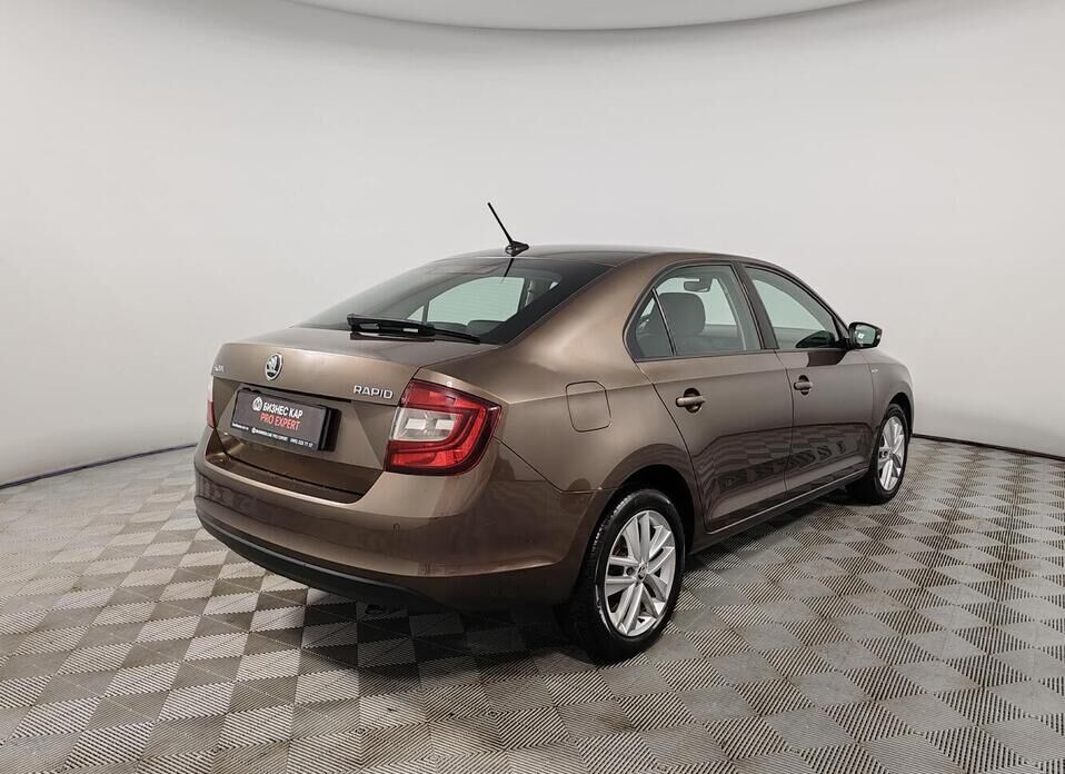 Skoda Rapid, I Рестайлинг 1.6 AT (110 л.с.)