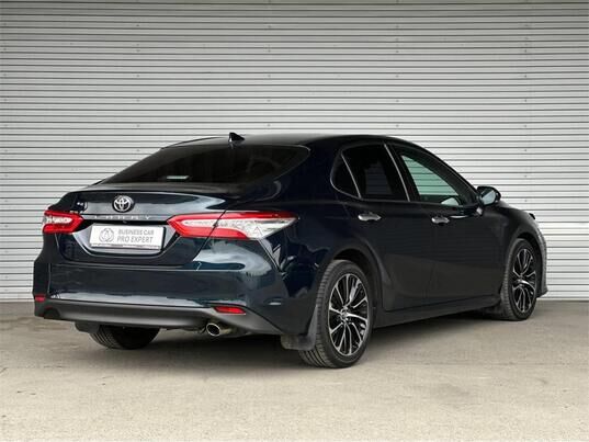 Toyota Camry, 2018 г., 127 502 км