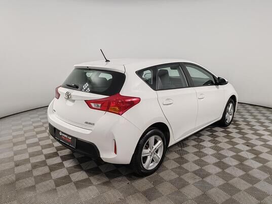 Toyota Auris, 2013 г., 162 922 км
