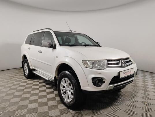 Mitsubishi Pajero Sport, II Рестайлинг, 2014 г., 250 243 км