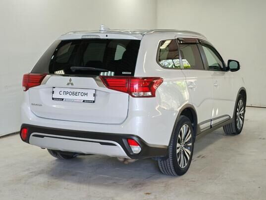 Mitsubishi Outlander, 2020 г., 82 716 км