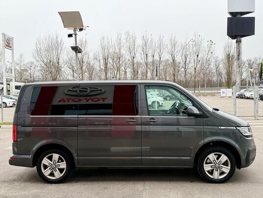 Volkswagen Caravelle, 2020 г., 176 281 км