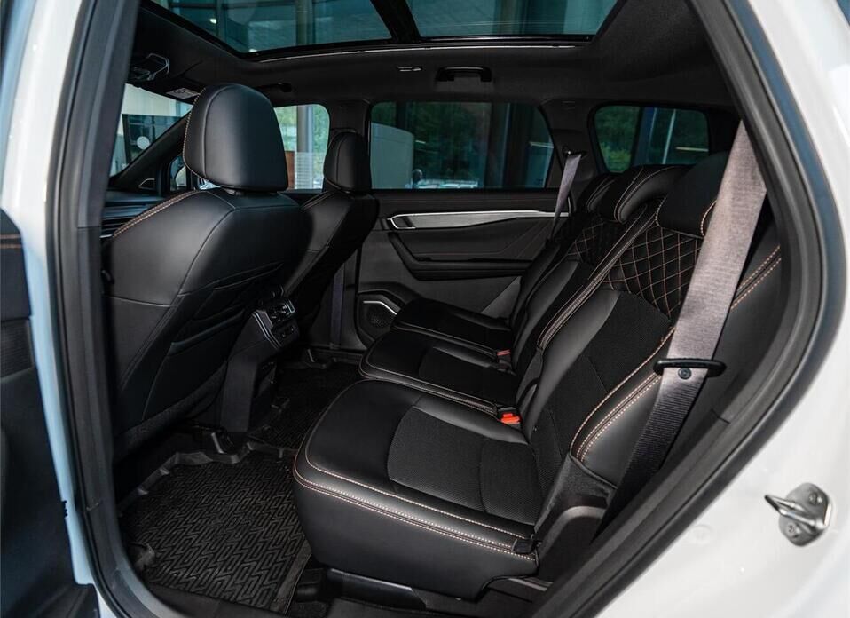 Geely Okavango 2.0 AMT (200 л.с.)