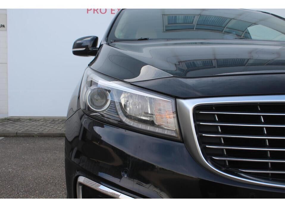 Kia Carnival, III 2.2d AT (202 л.с.)