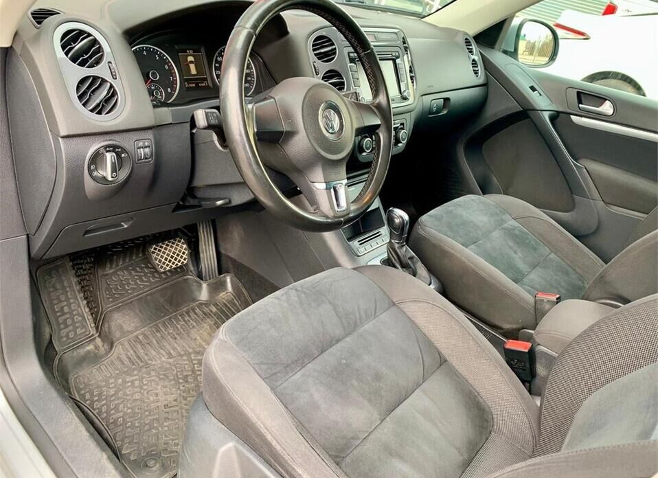 Volkswagen Tiguan 2.0 AT (170 л.с.) 4WD