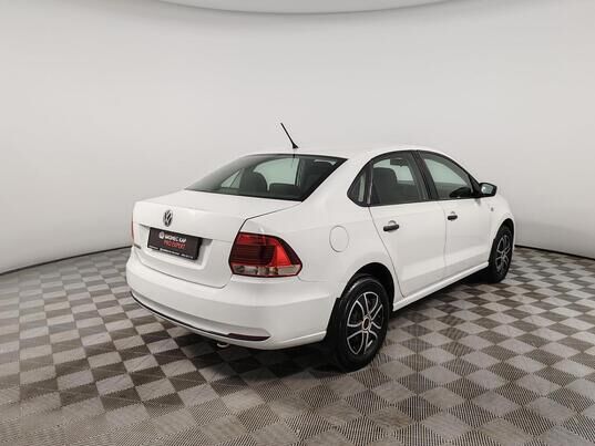 Volkswagen Polo, 2016 г., 132 998 км