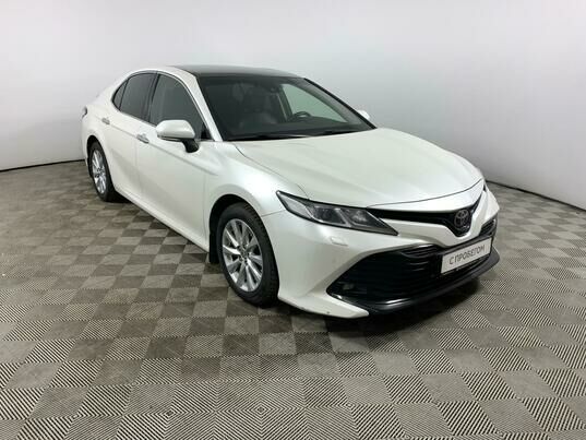 Toyota Camry, 2018 г., 99 987 км