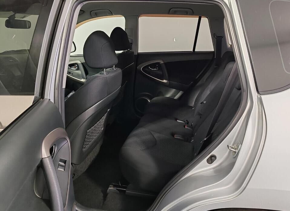 Toyota RAV4, III (XA30) 2.0 AT (152 л.с.) 4WD