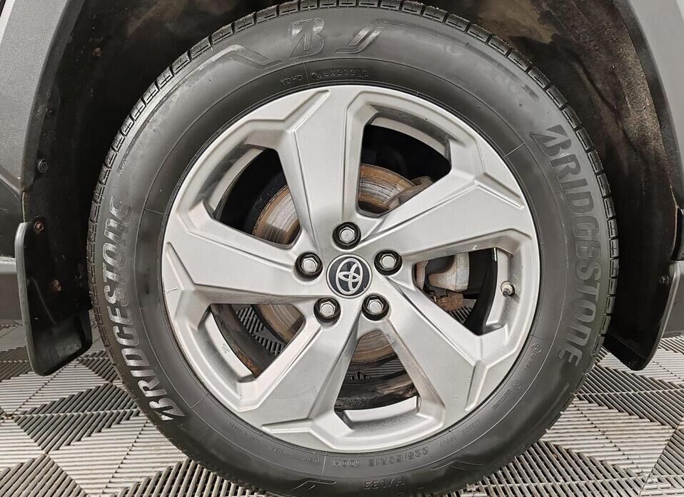 Toyota RAV4, V (XA50) 2.0 CVT (149 л.с.) 4WD
