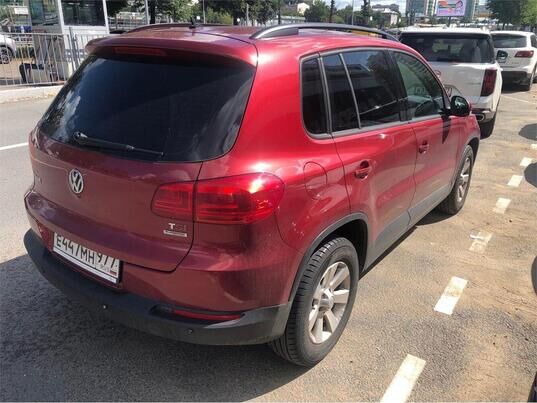 Volkswagen Tiguan, 2012 г., 183 976 км