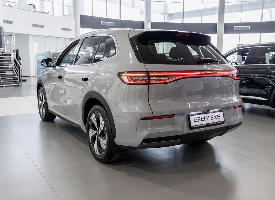 Geely EX5 Electro AT (160 кВт)