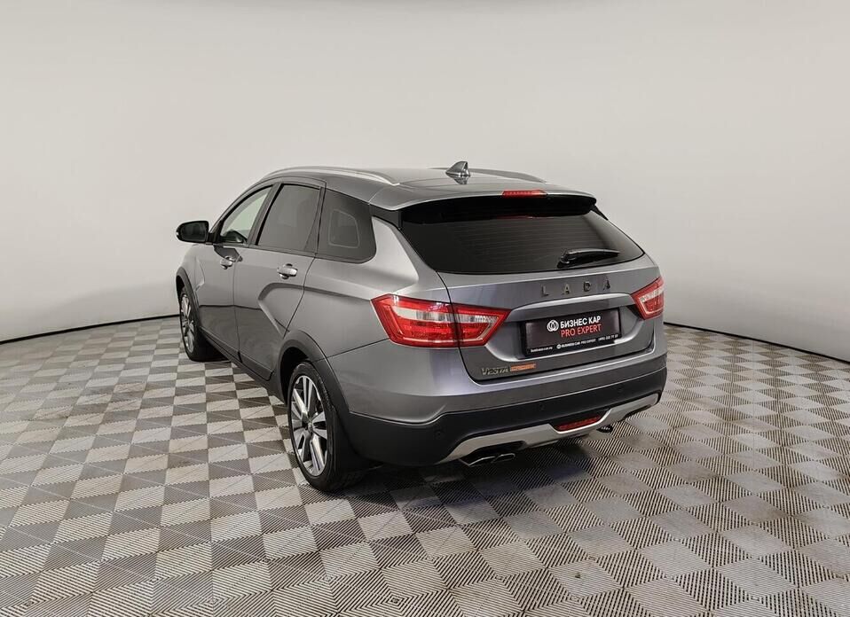 LADA (ВАЗ) Vesta, I SW Cross 1.6 MT (106 л.с.)