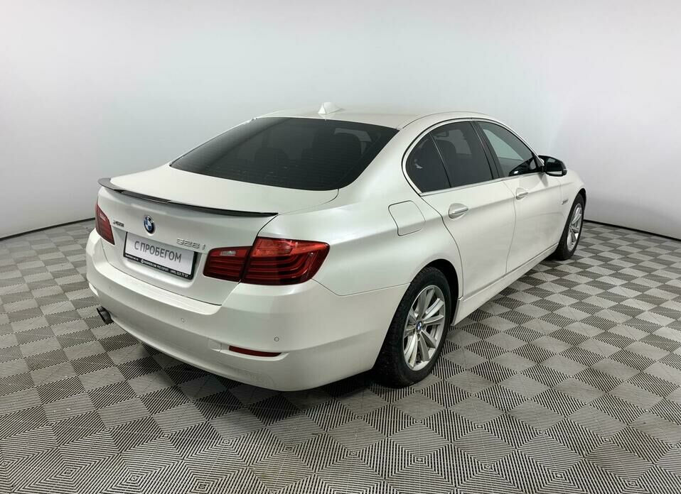 BMW 5 серии 528i xDrive 2.0 AT (245 л.с.) 4WD
