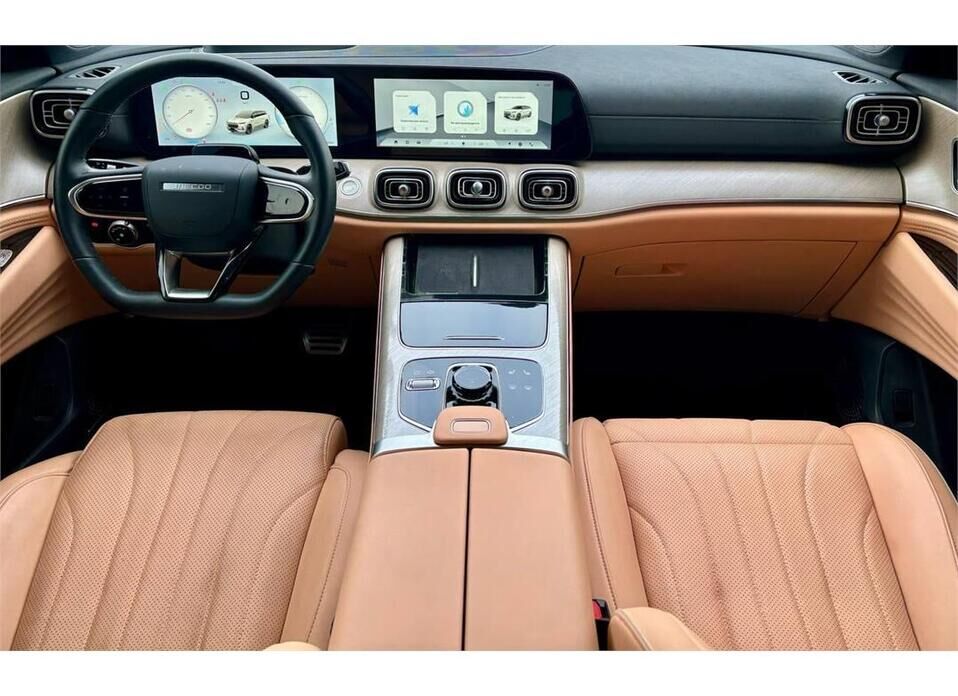 Jaecoo J8 2.0 AMT (249 л.с.) 4WD