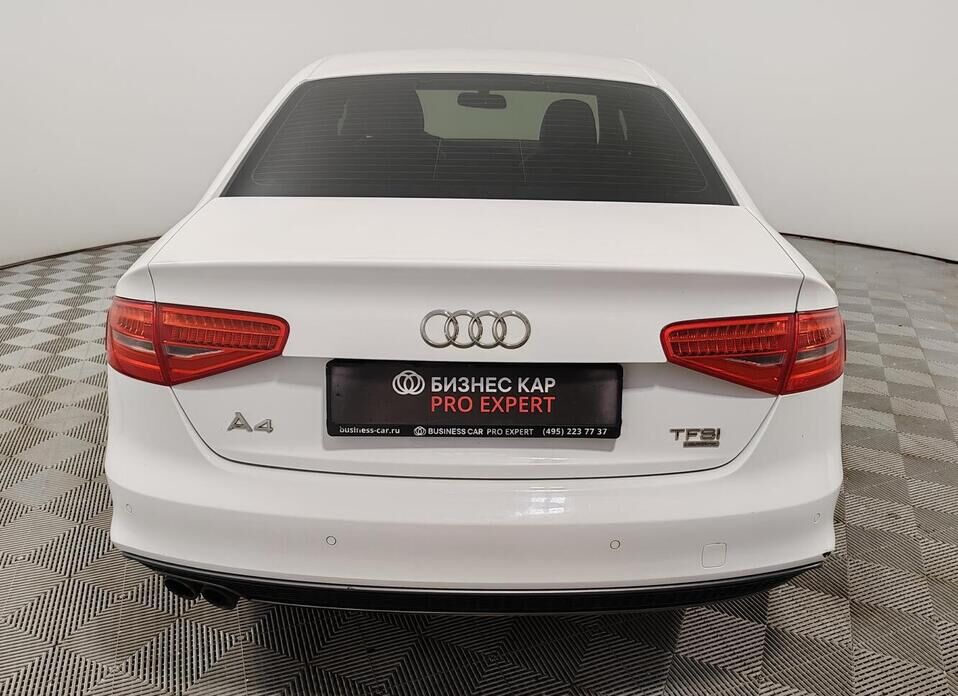 Audi A4, IV (B8) Рестайлинг 2.0 AMT (211 л.с.) 4WD
