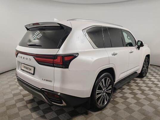 Lexus LX, 2022&nbsp;г., 30&nbsp;601&nbsp;км