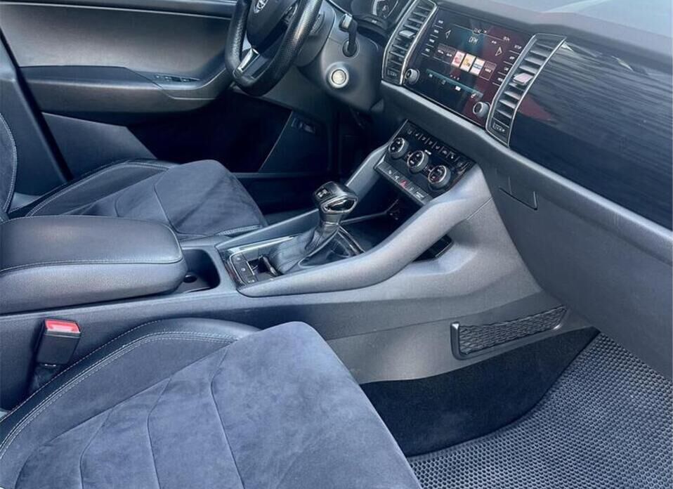 Skoda Kodiaq, I 2.0 AMT (180 л.с.) 4WD