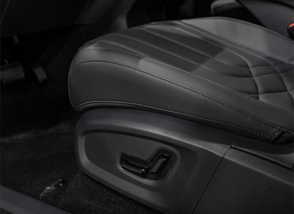 Geely EX5 EM-i 1.5hyb AT (167 л.с.)