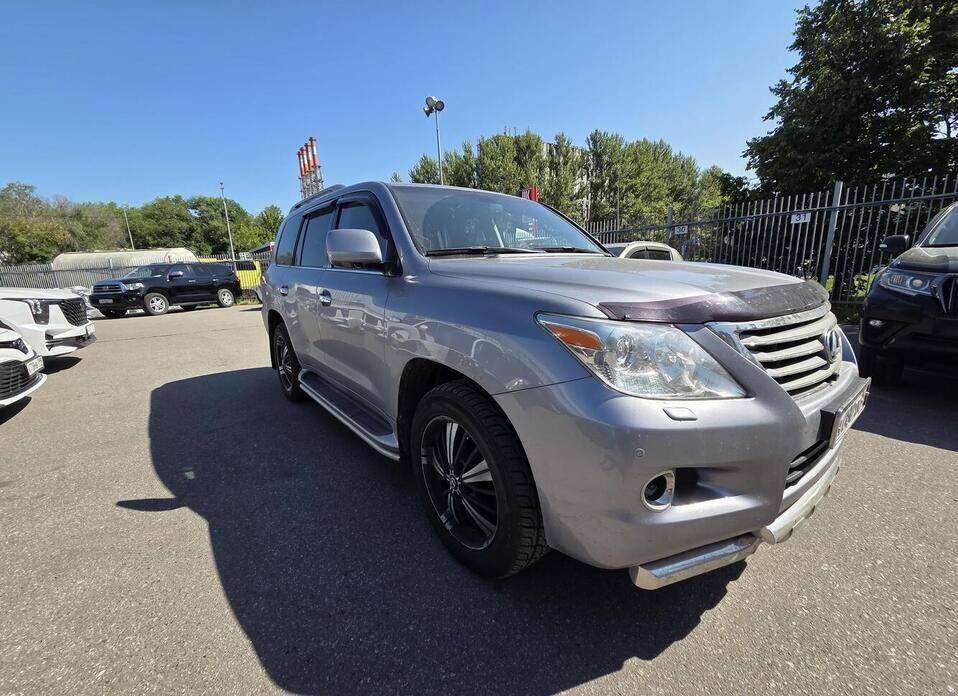 Lexus LX, III 570 5.7 AT (367 л.с.) 4WD