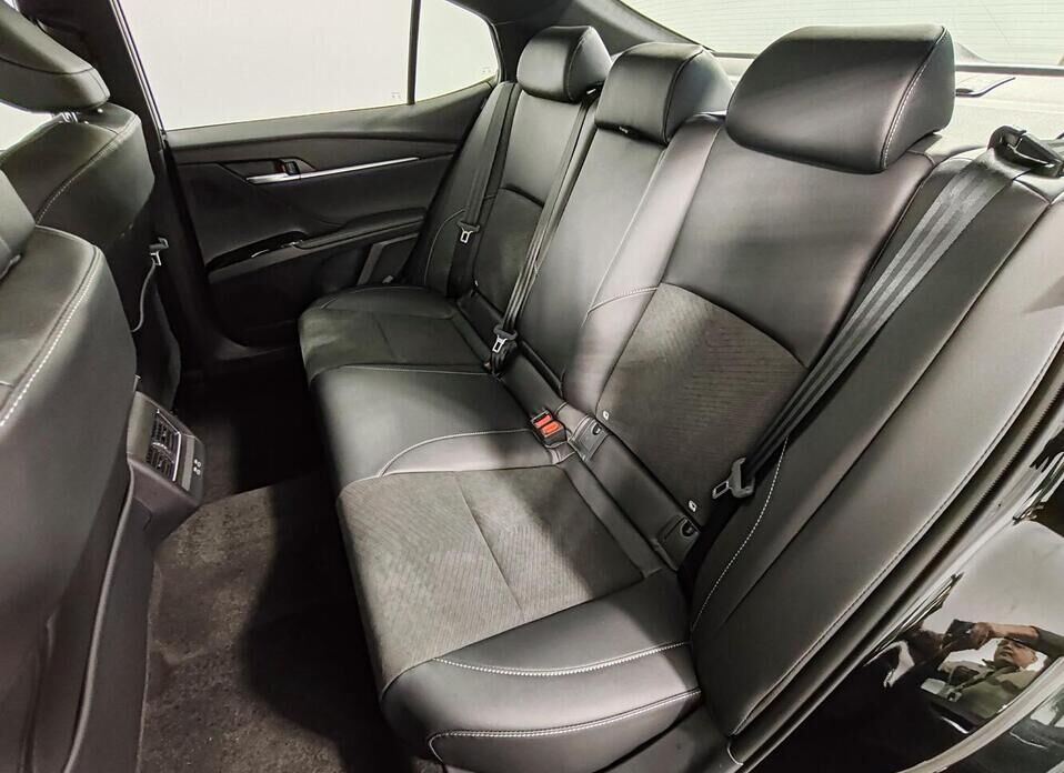 Toyota Camry, IX (XV80) China Market 2.0 CVT (173 л.с.)