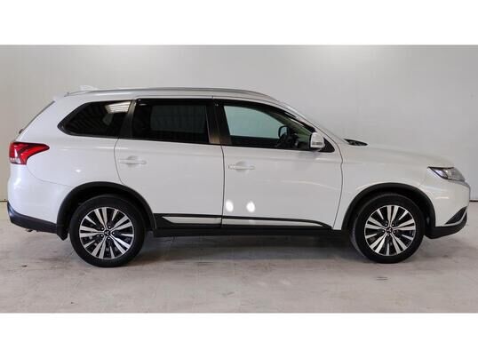 Mitsubishi Outlander, 2020 г., 82 716 км