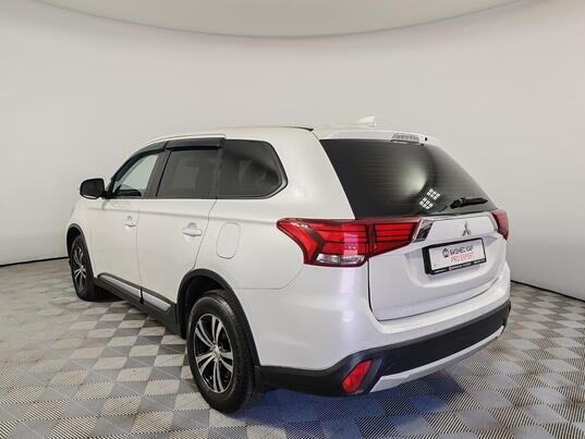 Mitsubishi Outlander, 2017&nbsp;г., 154&nbsp;087&nbsp;км