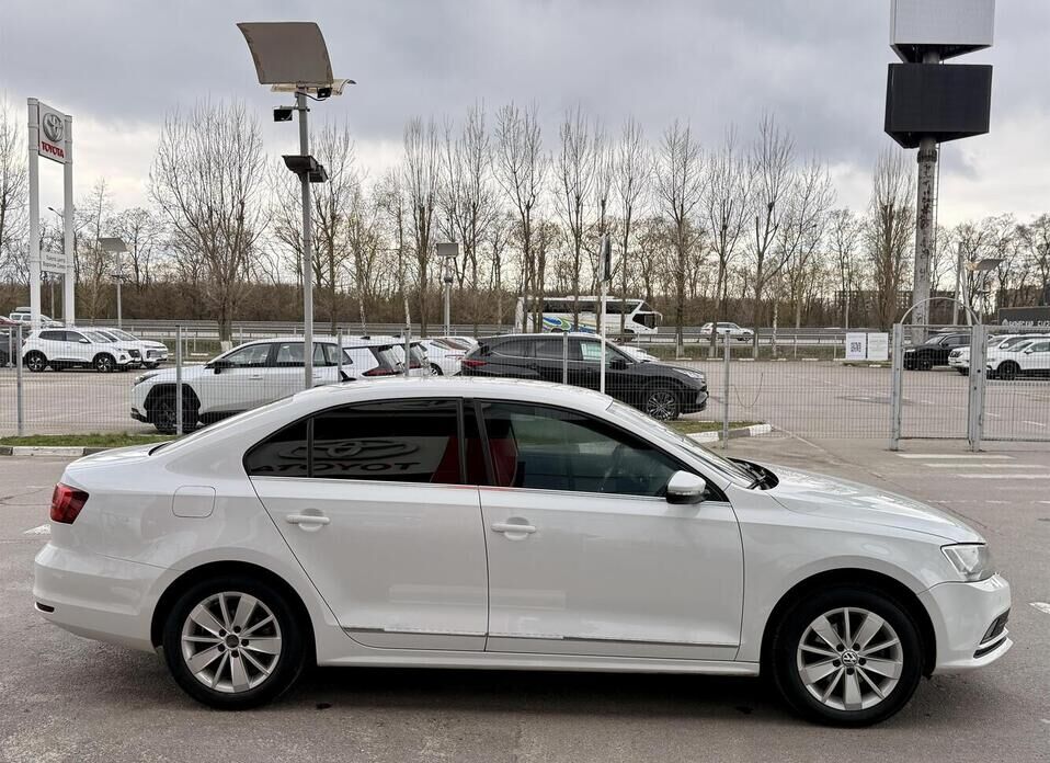 Volkswagen Jetta, VI Рестайлинг 1.4 AMT (125 л.с.)