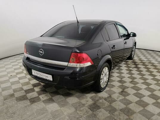 Opel Astra, 2011 г., 188 001 км