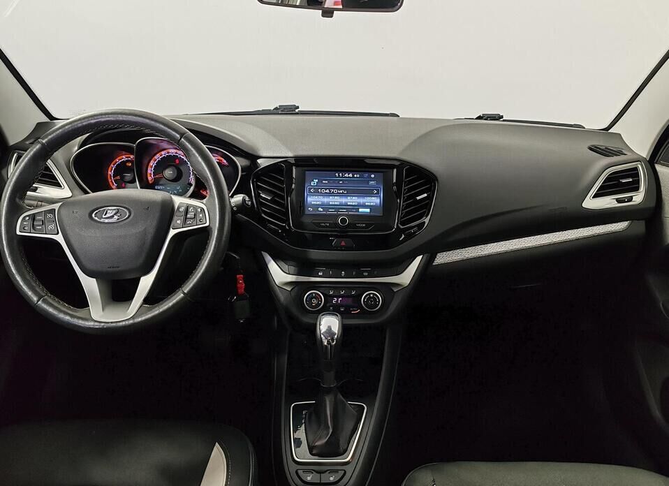 LADA (ВАЗ) Vesta, I SW Cross 1.6 CVT (113 л.с.)