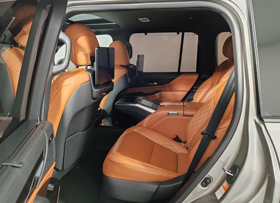 Lexus LX, IV 600 3.5 AT (415 л.с.) 4WD